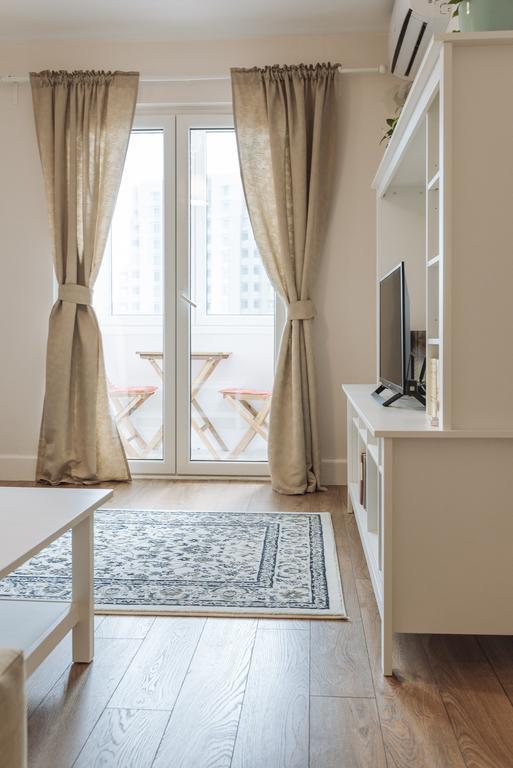River View - Old City Apartment Bukarest Eksteriør billede